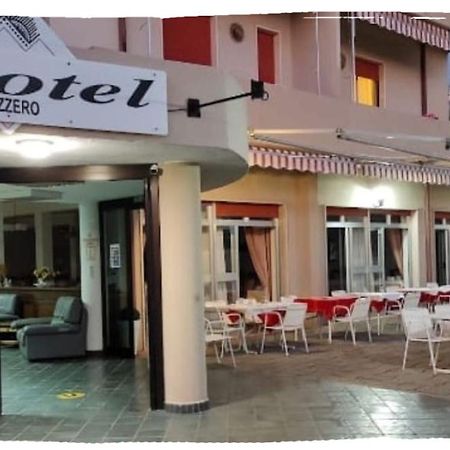 Hotel Svizzero Sangineto Buitenkant foto