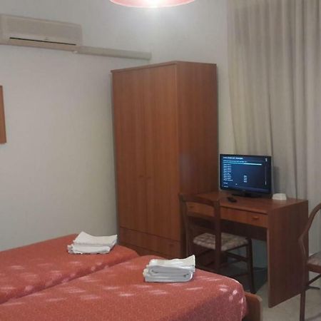 Hotel Svizzero Sangineto Buitenkant foto