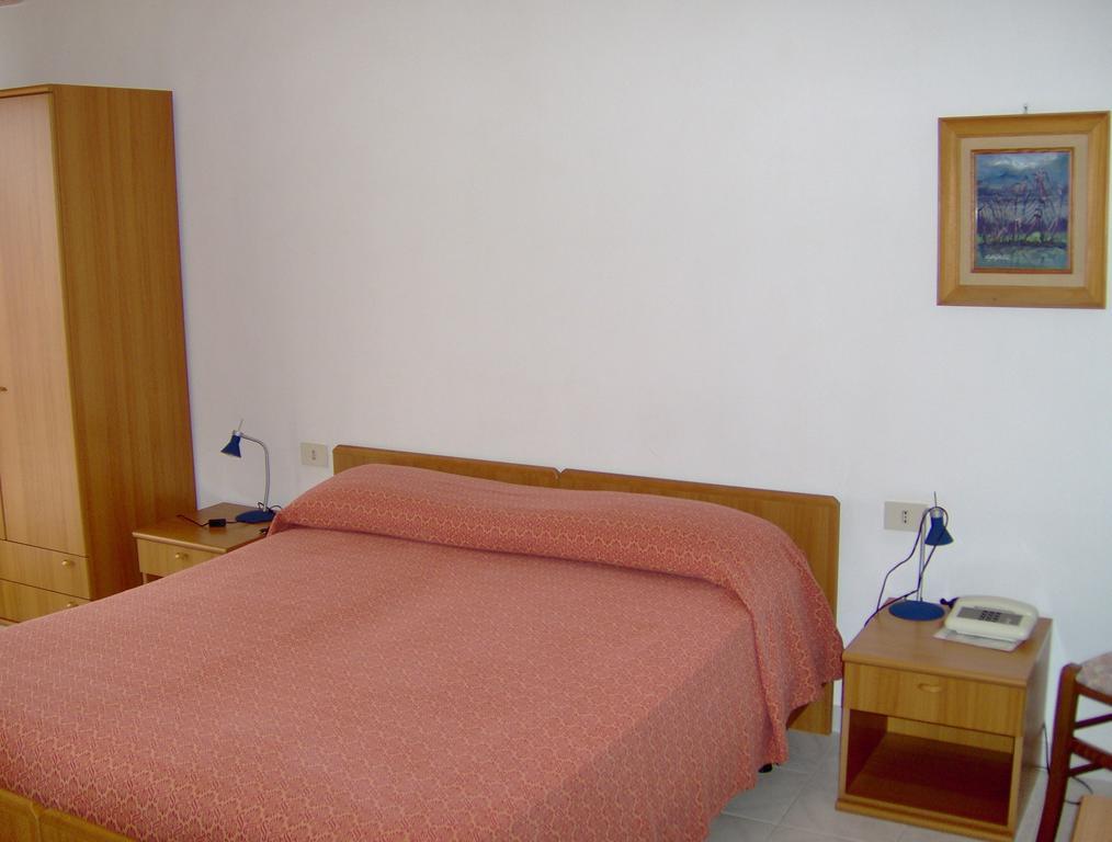 Hotel Svizzero Sangineto Kamer foto