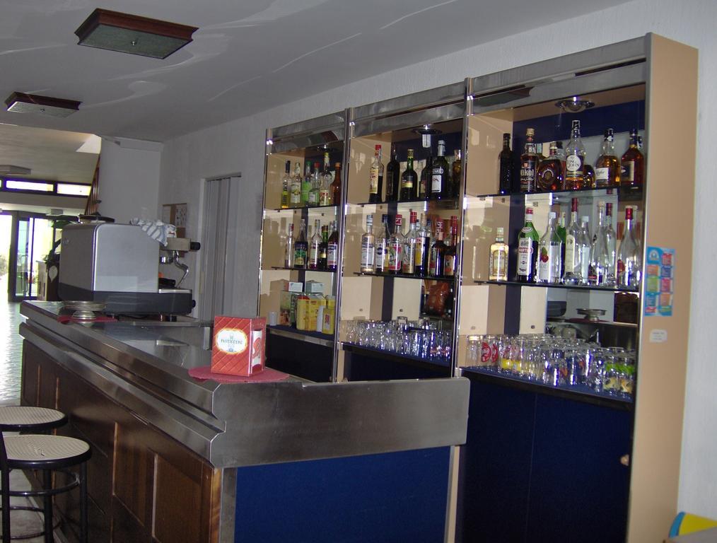 Hotel Svizzero Sangineto Buitenkant foto