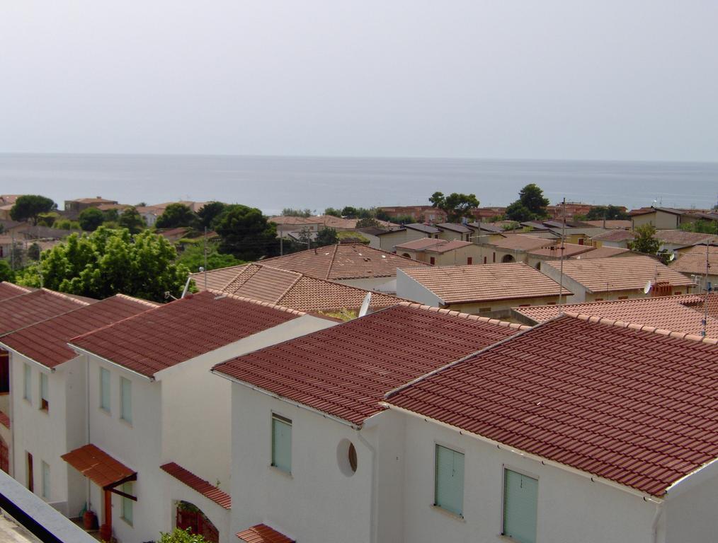 Hotel Svizzero Sangineto Buitenkant foto